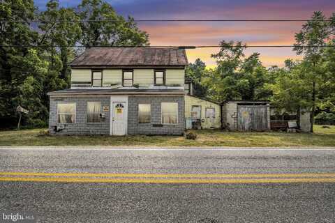 867 PINETOWN ROAD, LEWISBERRY, PA 17339