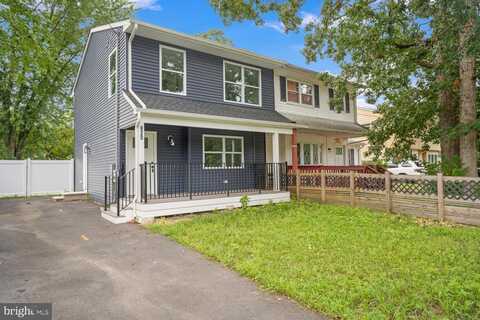 820 MAPLE STREET, LAKEHURST, NJ 08733