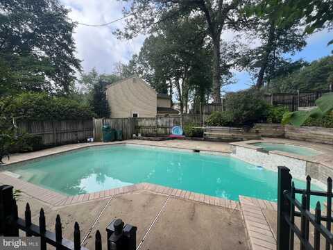 12527 CHASBARB TERRACE, HERNDON, VA 20171