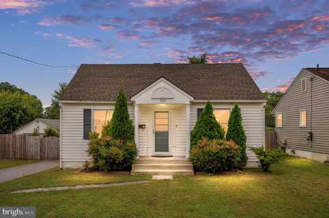 122 HILLCREST DRIVE, FREDERICKSBURG, VA 22401
