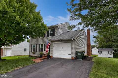561 FRIENDSHIP AVENUE, LANCASTER, PA 17601