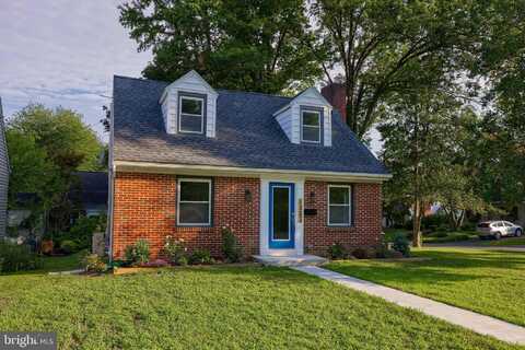 1303 CHEVES PLACE, LANCASTER, PA 17603