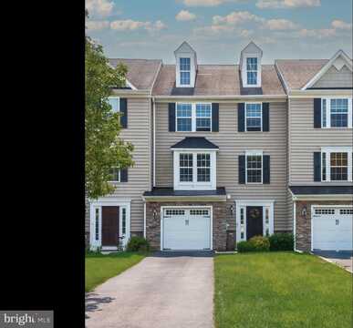 232 TALL TREES CIRCLE, DOWNINGTOWN, PA 19335