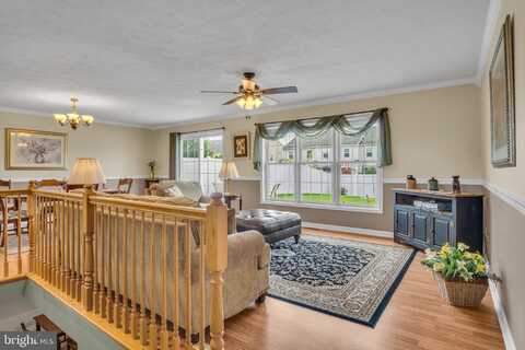 217 MILL ROAD, CHAMBERSBURG, PA 17201