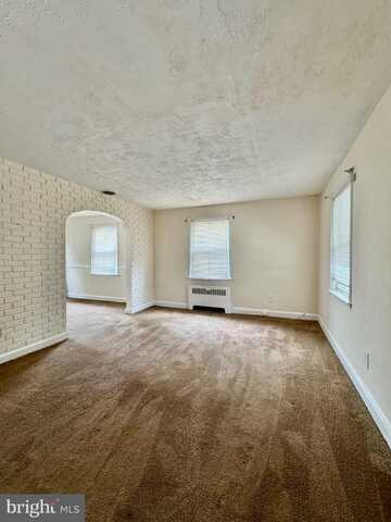 3913 LOCH RAVEN BOULEVARD, BALTIMORE, MD 21218