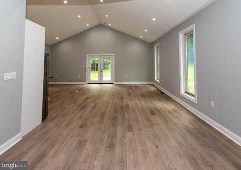 5627 OAKFORD ROAD, CAPITOL HEIGHTS, MD 20743