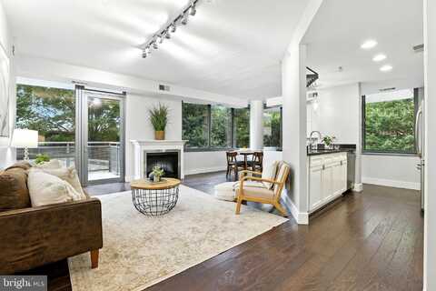 2001 15TH STREET N, ARLINGTON, VA 22201
