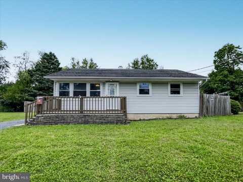 841 SCENERY PLACE, HARRISBURG, PA 17109