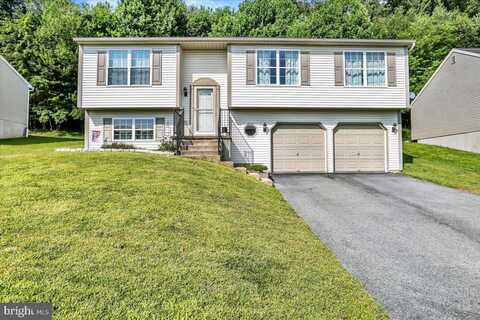 1017 SAYLOR DRIVE, TEMPLE, PA 19560