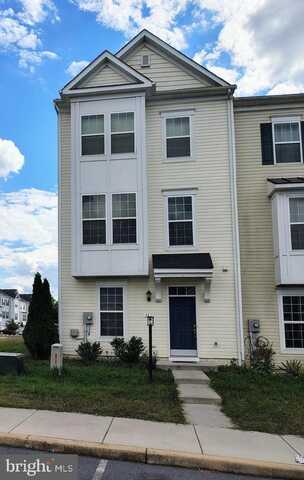 11 BRITANIA CT, MARTINSBURG, WV 25405