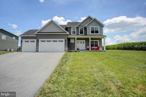 1014 DIVINITY DRIVE, GREENCASTLE, PA 17225