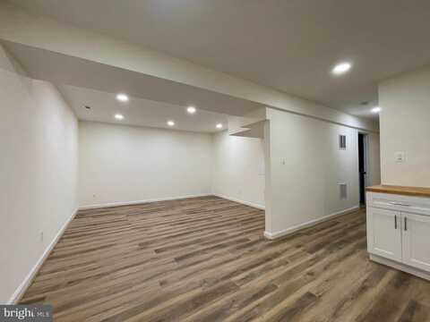 5236 POOKS HILL ROAD, BETHESDA, MD 20814