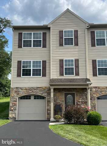 280 FIELDSTONE COURT, NEW CUMBERLAND, PA 17070
