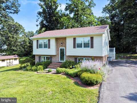 291 NEEDMORE ROAD, MARTINSBURG, WV 25403