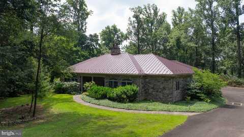 322 SUNNYSIDE ROAD, NEWMANSTOWN, PA 17073