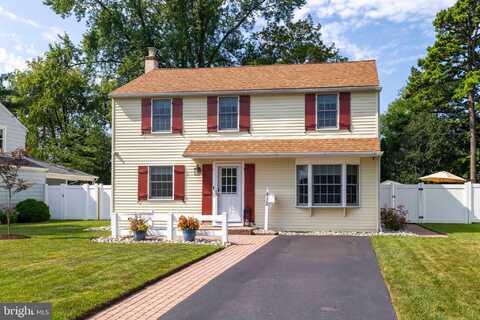 412 CORINTHIAN AVENUE, HATBORO, PA 19040