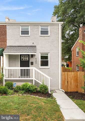 4347 F STREET SE, WASHINGTON, DC 20019