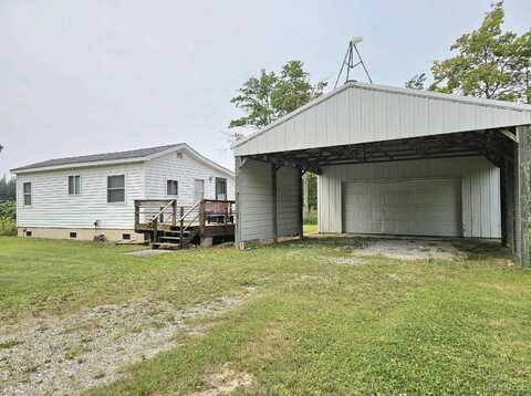 737 N Reid, Gulliver, MI 49840