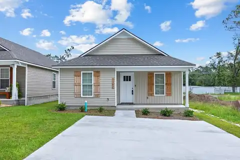 1522 Woodard, Valdosta, GA 31601
