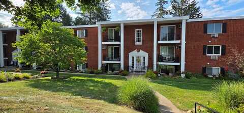 1810 National Road B1 301, Wheeling, WV 26003