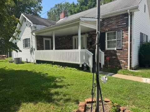42 15th Street, Wellsburg, WV 26070