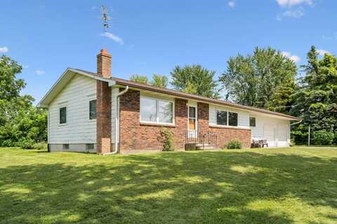 1675 JAMESTOWN Avenue, Independence, IA 50644