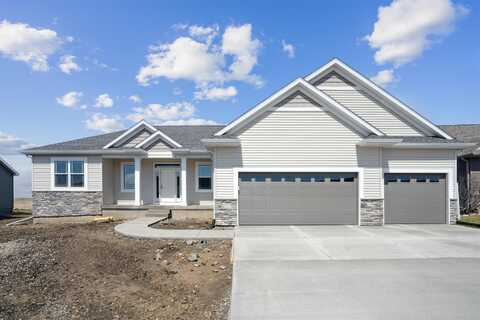 2831 Autumn Woods Drive, Cedar Falls, IA 50613
