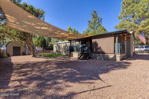 2070 Pinewood Drive, Overgaard, AZ 85933