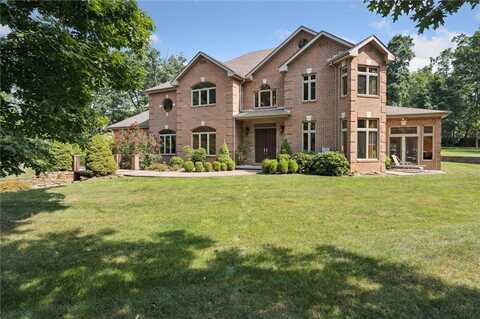 1653 Chapel Ridge Ln, Adamstown, PA 16046