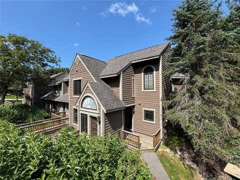 1140 Tanyard Lane, Hidden Valley, PA 15502