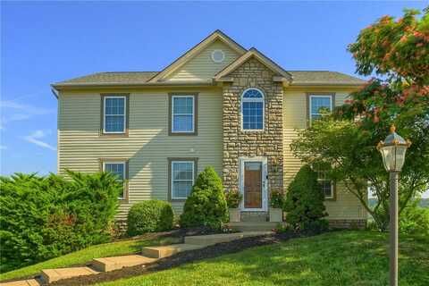 211 Compass Court, Fayette, PA 15057