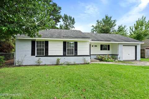 203 Dennis Road, Jacksonville, NC 28546