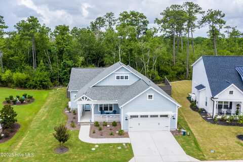 15 Streambed Way, Hampstead, NC 28443