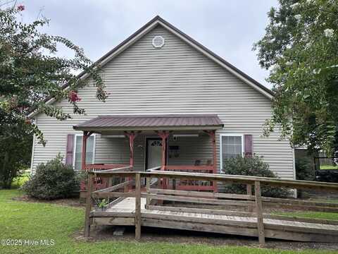 110 First Street, Laurinburg, NC 28352
