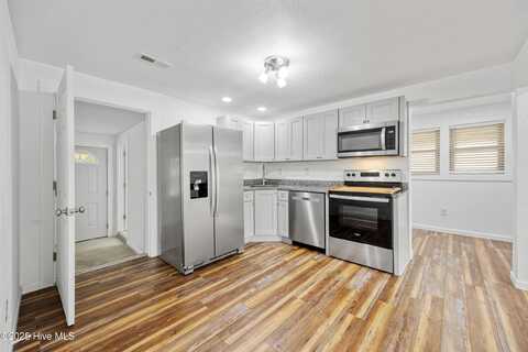605 Maple Street, Elizabeth City, NC 27909