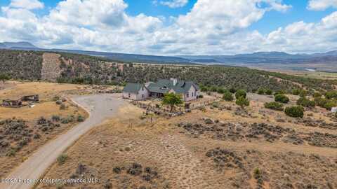 7517 CR 306, Parachute, CO 81635