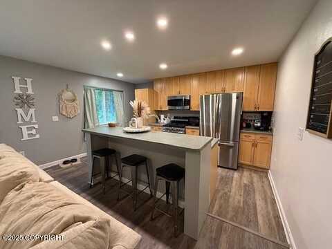 7985 S Settlers Bay Drive, Wasilla, AK 99623