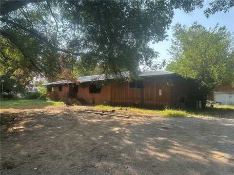 607 Freeman AVE, Berryville, AR 72616