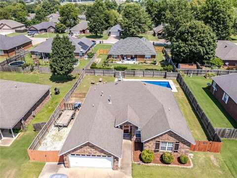 602 Grant AVE, Prairie Grove, AR 72753
