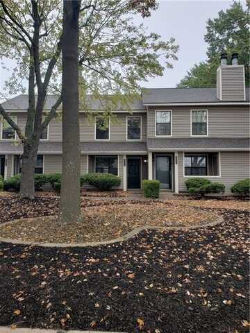 302 Fairway CIR, Springdale, AR 72764