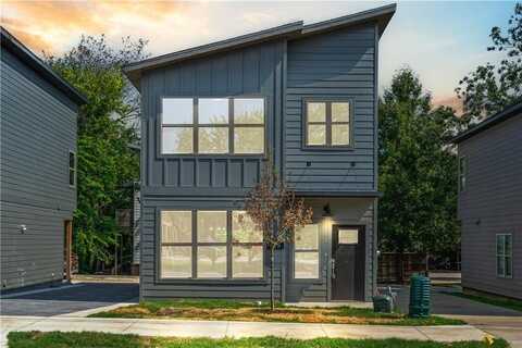 978 W Holly ST, Fayetteville, AR 72703