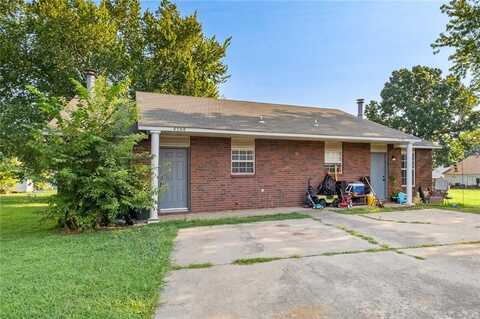 4498 Renee CT, Fayetteville, AR 72704