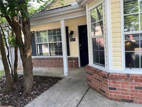 3029 W Wildflower ST, Fayetteville, AR 72704