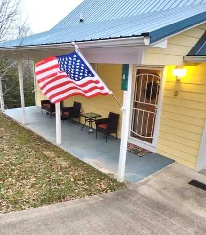8 Blackfoot DR, Holiday Island, AR 72631