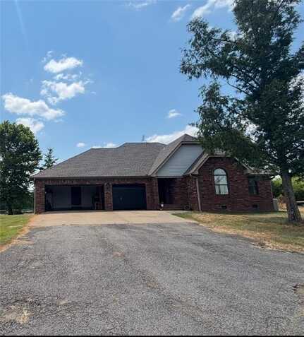 29 Sr 164, Dover, AR 72837