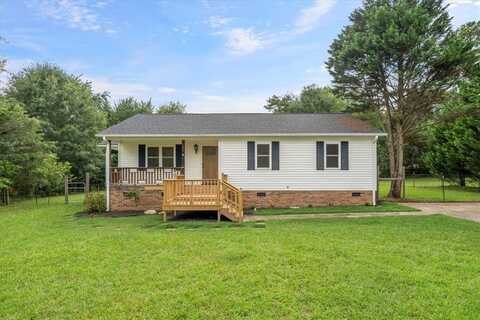 203 Gaston Circle, Westminster, SC 29693