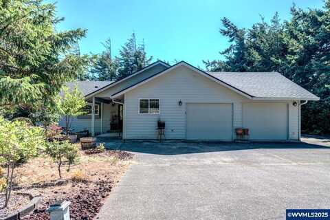 87630 E Woodmere, Florence, OR 97439