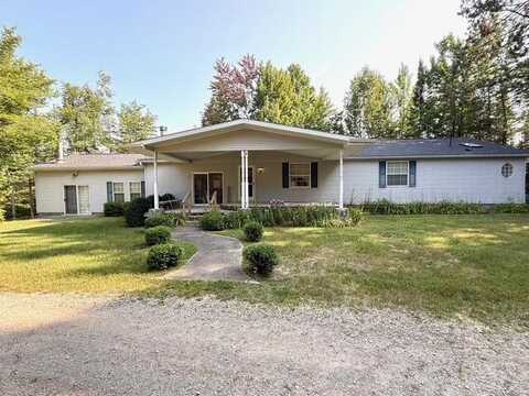 7441 River Bend Drive, Onaway, MI 49765
