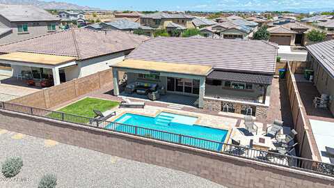 17313 W BUTLER Avenue, Waddell, AZ 85355