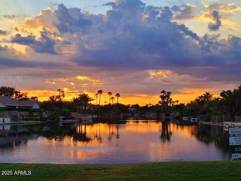 835 W Beechnut Drive, Chandler, AZ 85248